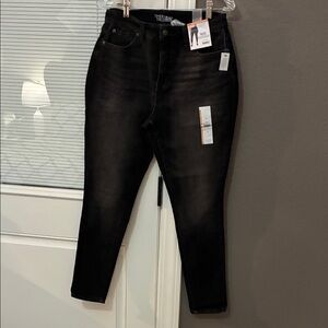 Time and Tru Women's Black Skinny Jeans